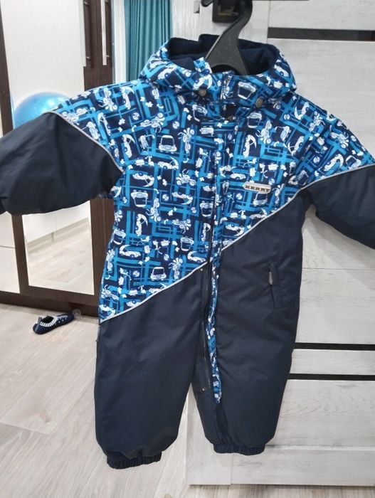Продам комбинезон зимний