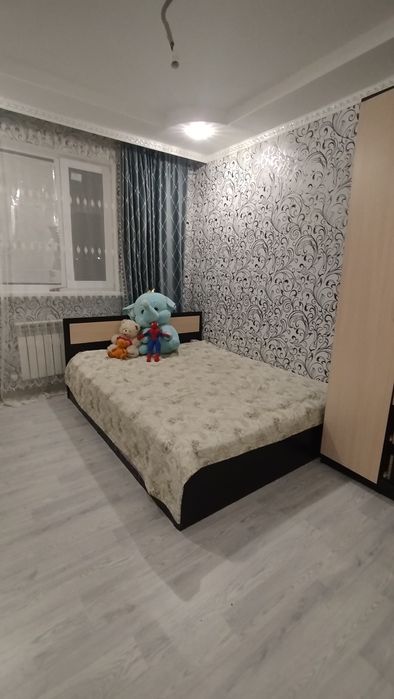 Продам спальный гарнитур