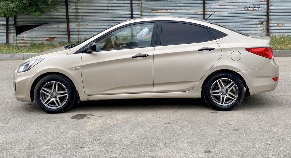 Hyundai Solaris Accent