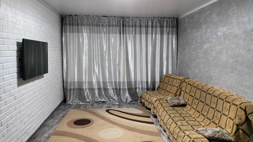 Срочно продам 4 комнатную квартиру