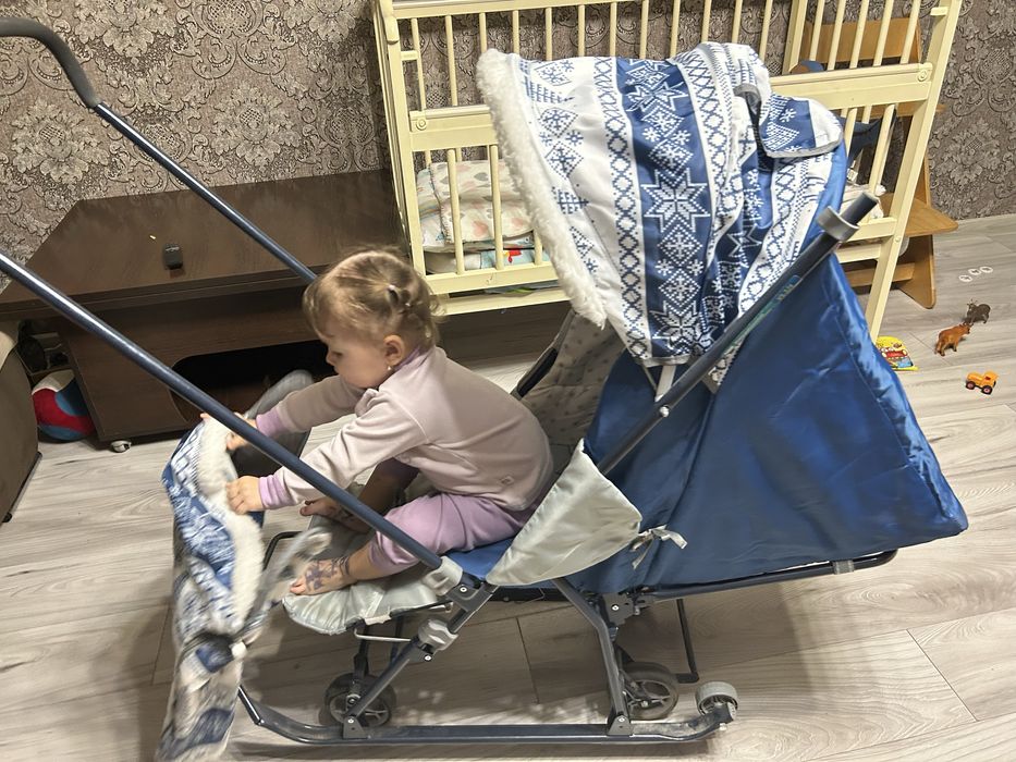 Продам санки в отличном состоянии