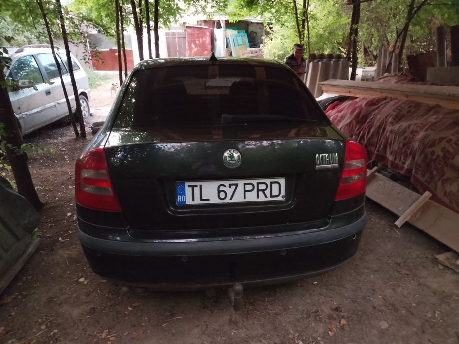 Skoda Octavia 2 .