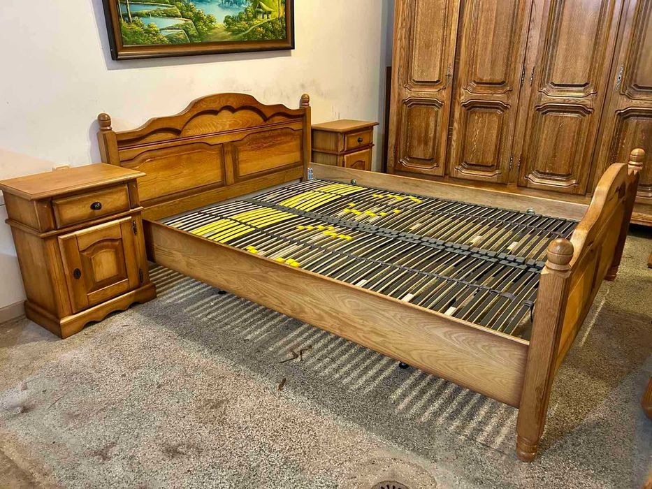 Дъбов спален комплект