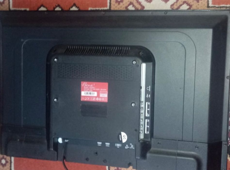 Телевизор Bene, LED28-1, диагональ 71 см