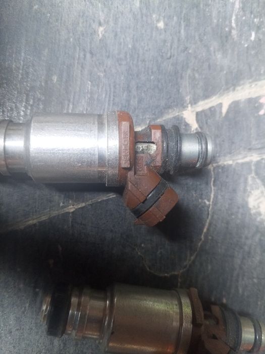 Продам форсунки 2 jz