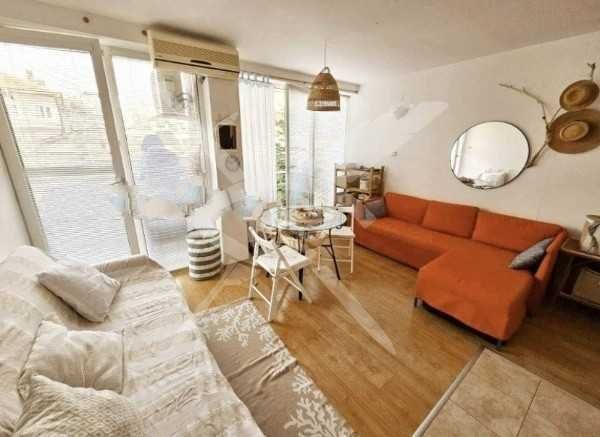 Продава се Едностаен апартамент в Обзор - 35 кв.м за 780 €/кв.м - Снимка #1