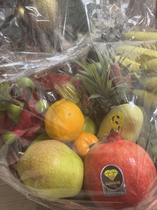 Корзина фруктов с упаковкой