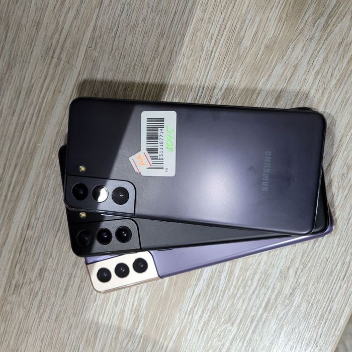 Samsung Galaxy S21.  5G