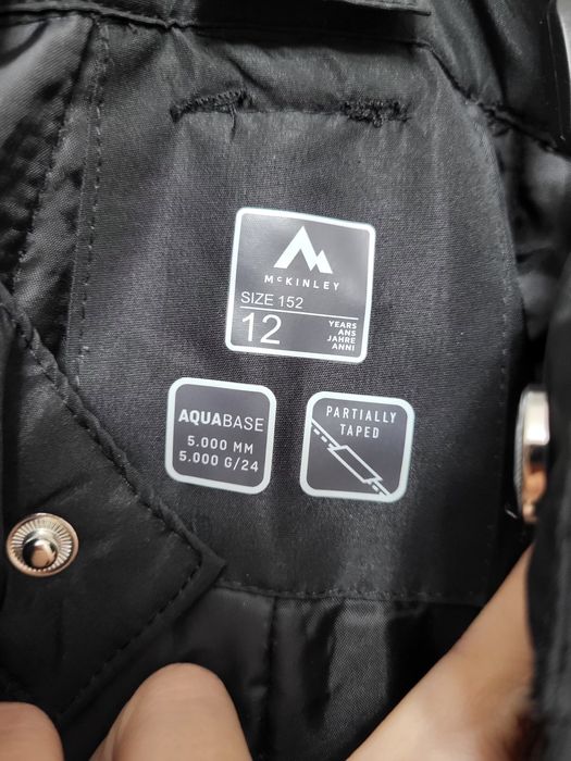 детски ски панталони 12  год, термоблузи, ски горнище и ръкавици