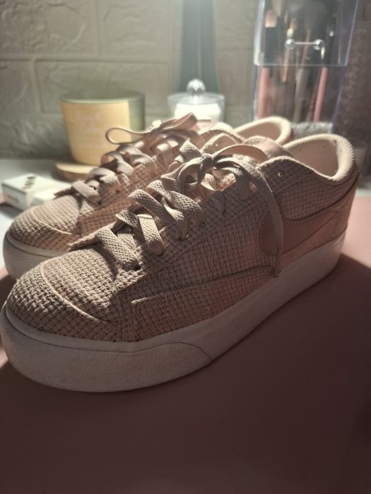 Nike W Blazer Low Platform Essential