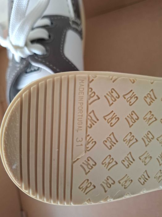 Adidasi copii CR7 piele naturala made in Portugal 31 si 30