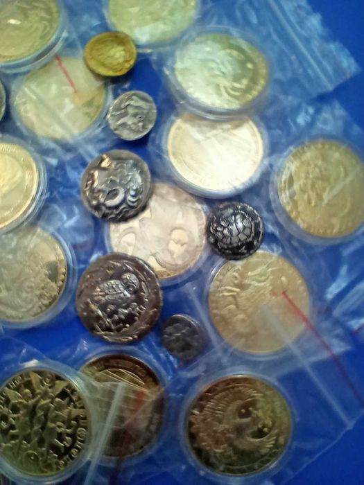 Голям Лот позлатени, колекционерски монети и реплики на Римски монети