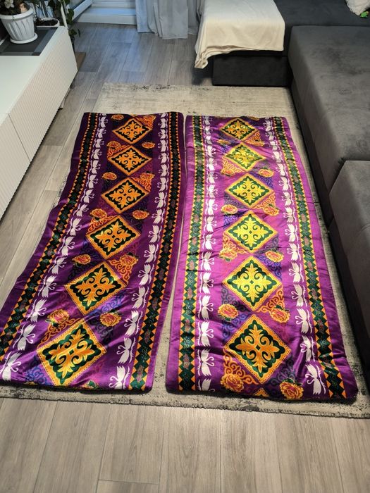 Продам корпе 2 штуки