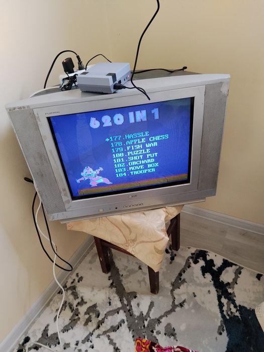 Dendiy sotiladi retro oʻyinlari bor yaxshi holatda hamma narsasi   bor