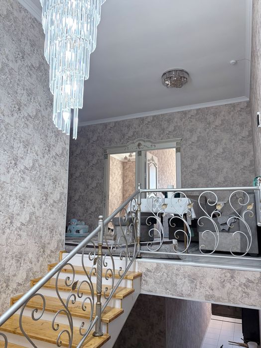 Продается дом двухэтажный со всеми удобствами