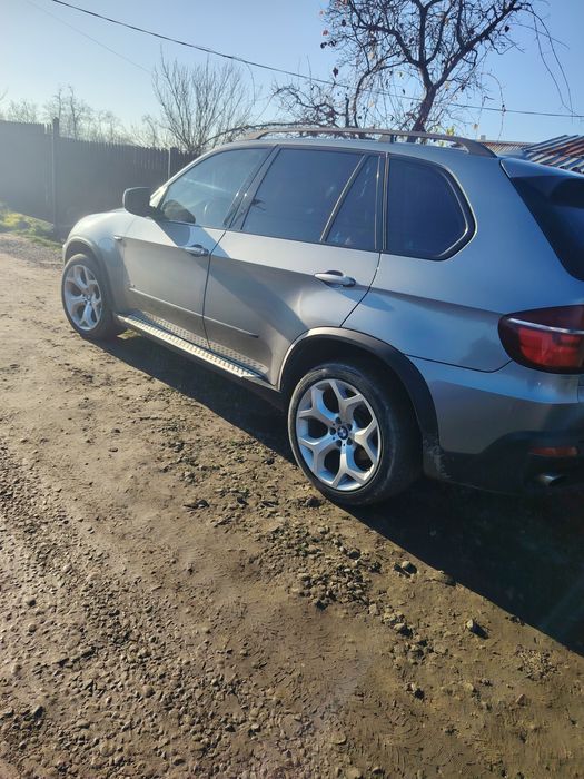 Vând BMW X5 e70  fabricat in 2009
