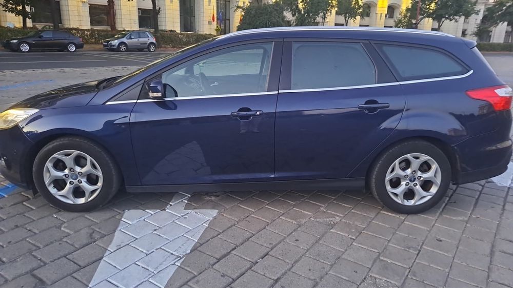 FORD Focus 2012 — imagine 2