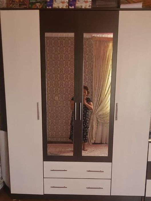 Б/у  шкаф 70 000 мың