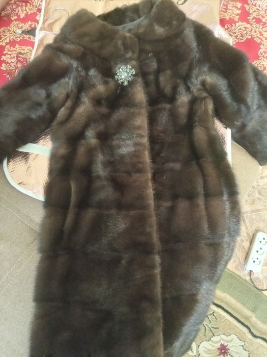 Продам норковую шубу
