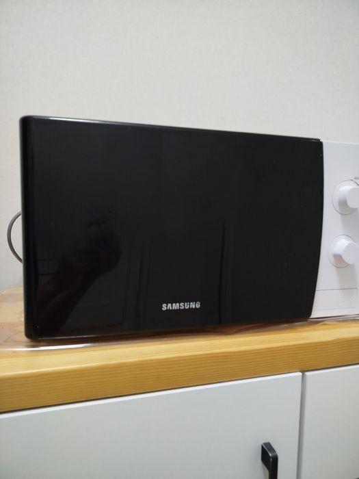 Микроволновая печь Ardesto