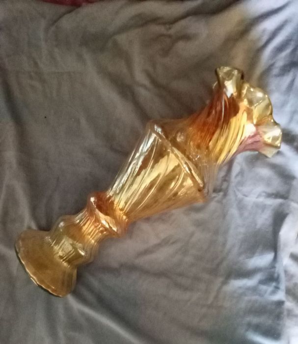 Вазы разные стеклянные