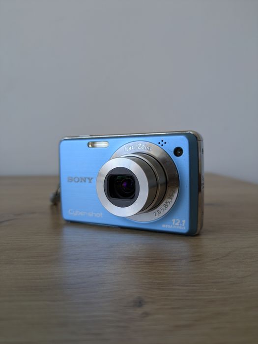 Sony Cybershot DSC-W220 УНИКАЛНИ СНИМКИ Дигитален Фотоапарат в Отлично състояние