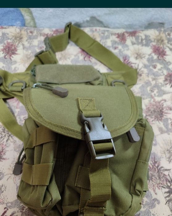 Продаю фляжку 1л