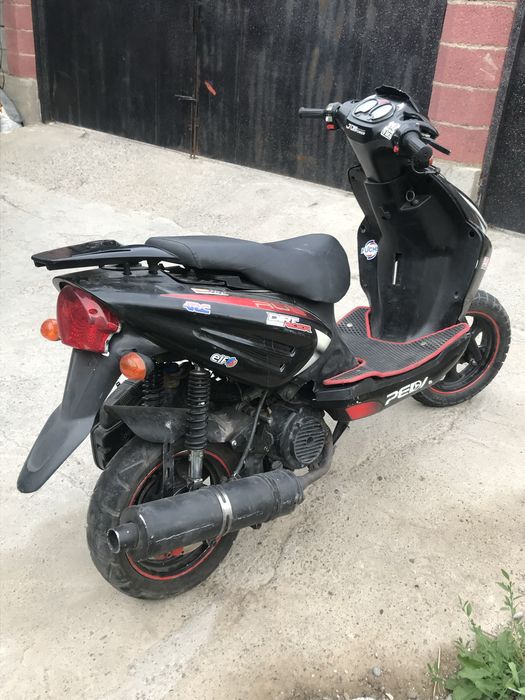 Продам скутер RU8