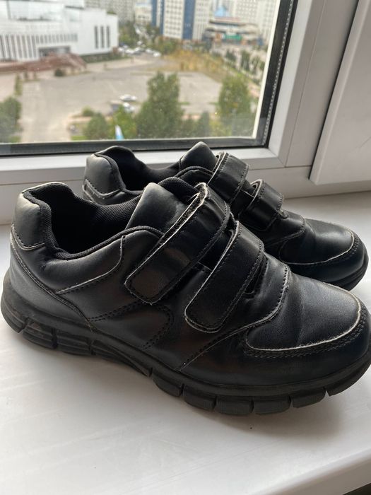 Детский обувь кроссовкий