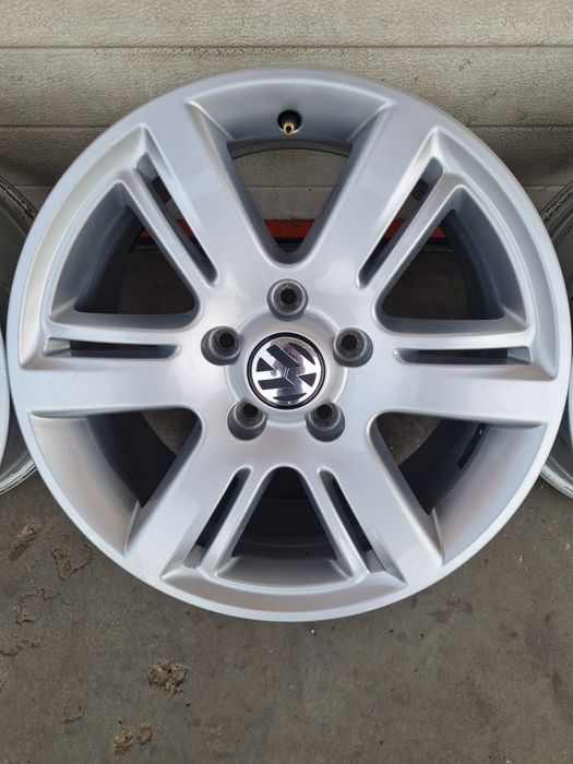 Оригинални джанти за ФОЛКСВАГЕН VW T6 T5 AMAROK TOUAREG R17 5x120 ET49 8J