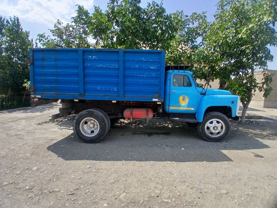 Gaz 53 zudlik bilan sotiladi