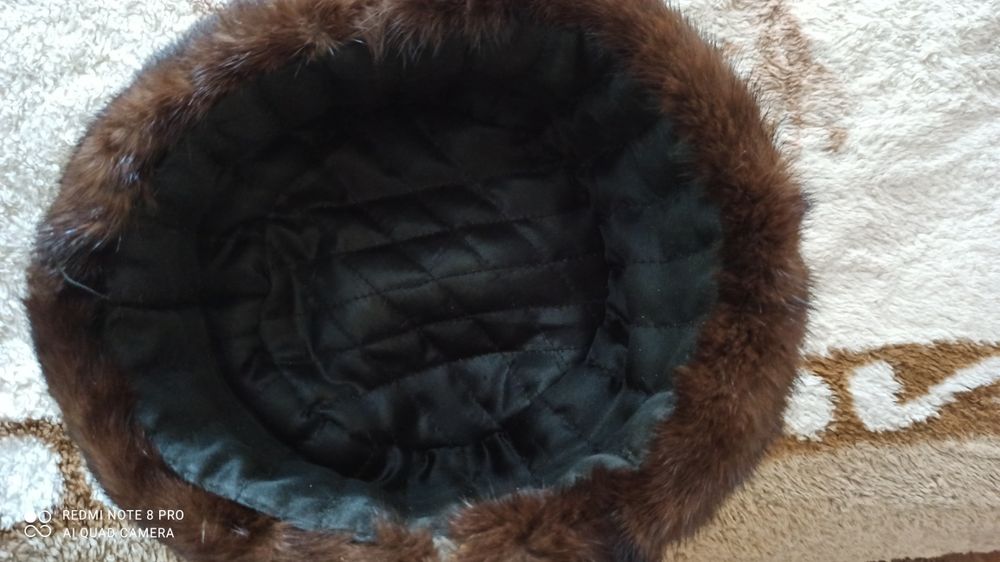 Продам норковые шапки