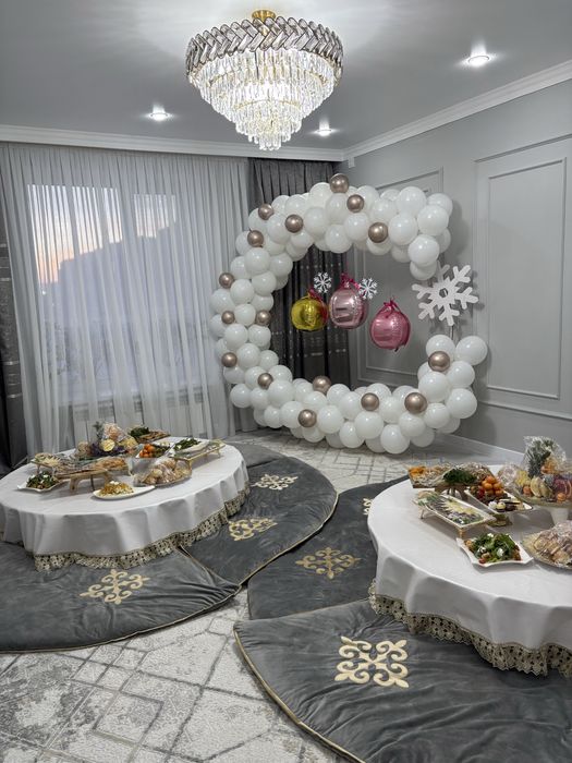 Аренда жер стол донгелек стол корпе дастарханымен