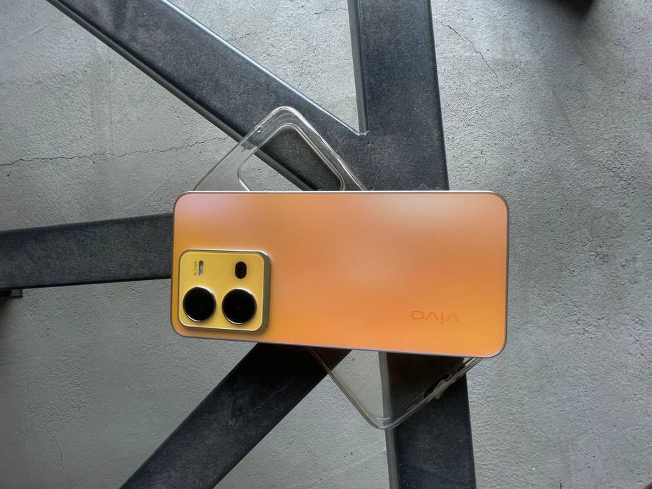 Телефон сатлади Vivo V25e