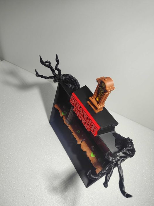 Display figurine Kinder & Funko – design deosebit