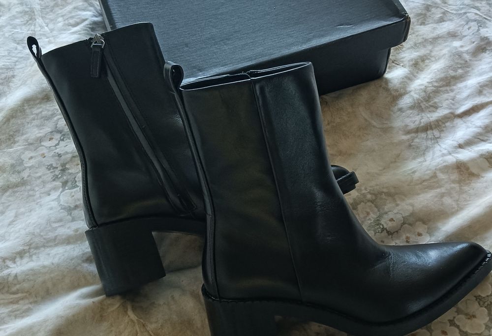 Продам полусапожки кожаные Massimo Dutti