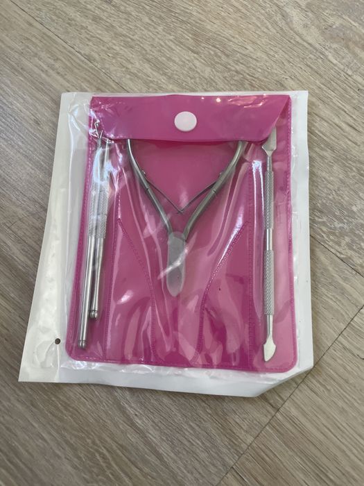 Set pentru manichiura pedichiura
