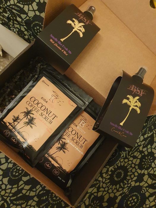 BSF COCONUT COFFEE SCRUB ексфолиант за тяло КОКОС 125 г