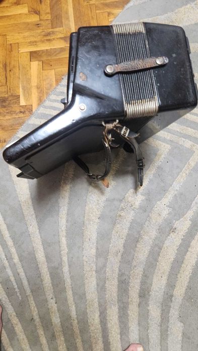 Акордеон Weltmeister strlla