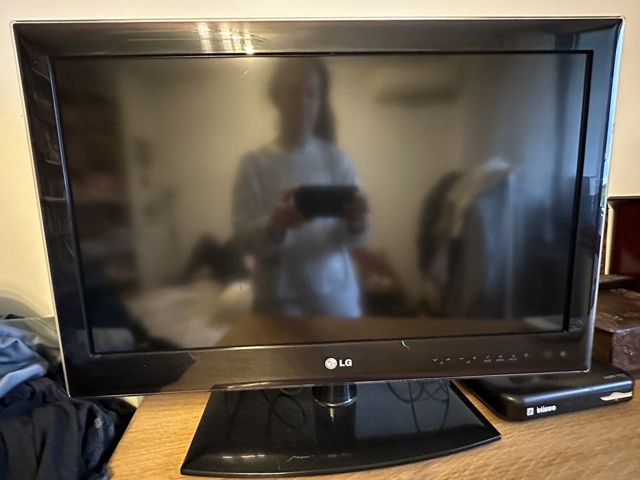 Работещ телевизор LG 26 инча