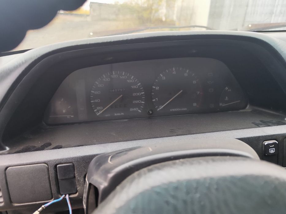 Щиток приборов  мазда 323 91 год