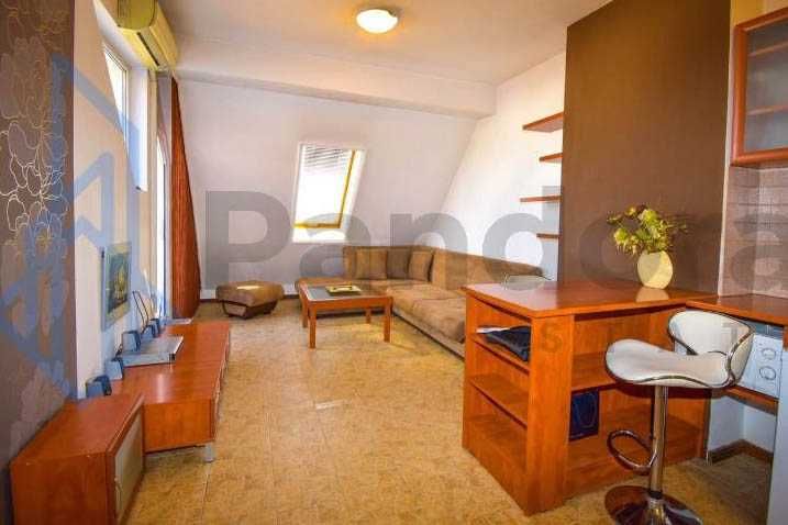 Двустаенапартамент под наем в кв. Зона Б- 19