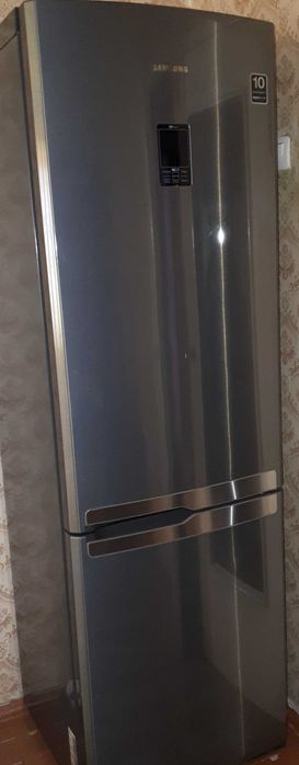 ХОЛОДИЛЬНИК на запчасти