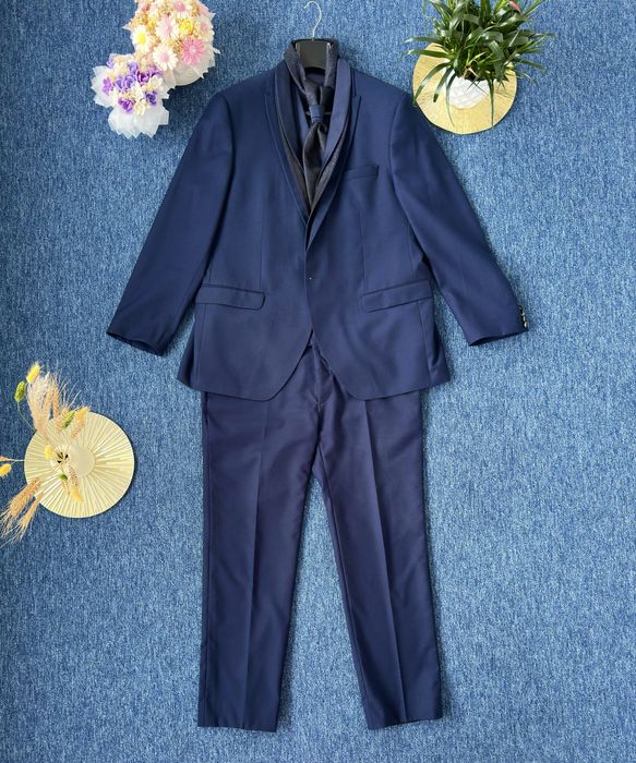 Costum elegant din 3 piese