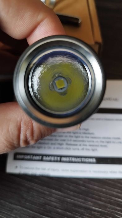 Продавам фенерче Zebralight SC600 Mk III