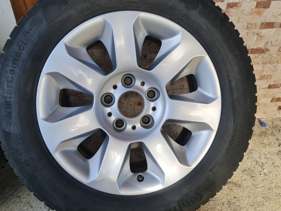 Продавам 4 джанти за BMW style 115 със зимни гуми