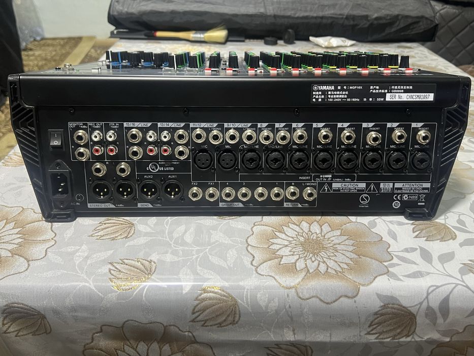 Yamaha MGP16X pult sotiladi