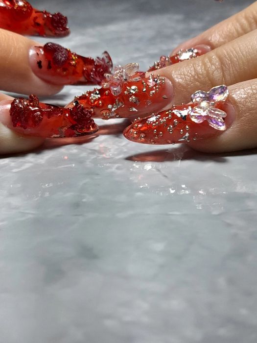 Маникюр круглосуточно