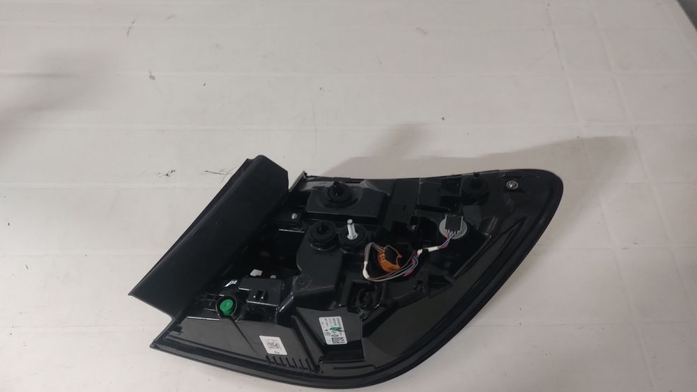 Lampa, stop  stânga captur 2 facelift cod 265550246R