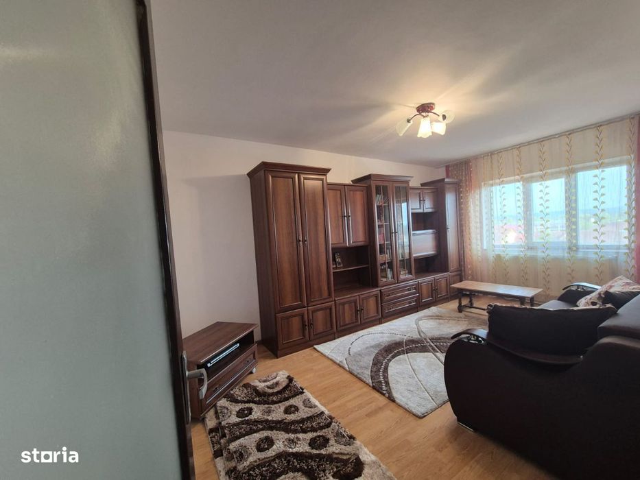 Merită văzut! Apartament 3 camere, Targu Jiu, zona 9 Mai